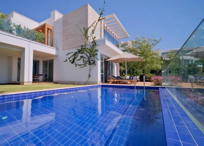 Sirene Luxury Hotel 5*